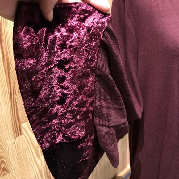 NWT Burgundy Tunic - Picture 3 of 7